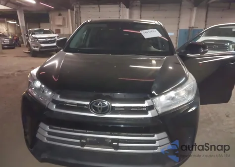 2019 Toyota Highlander Le из США, поврежденный, VIN 5TDBZRFH3KS719257